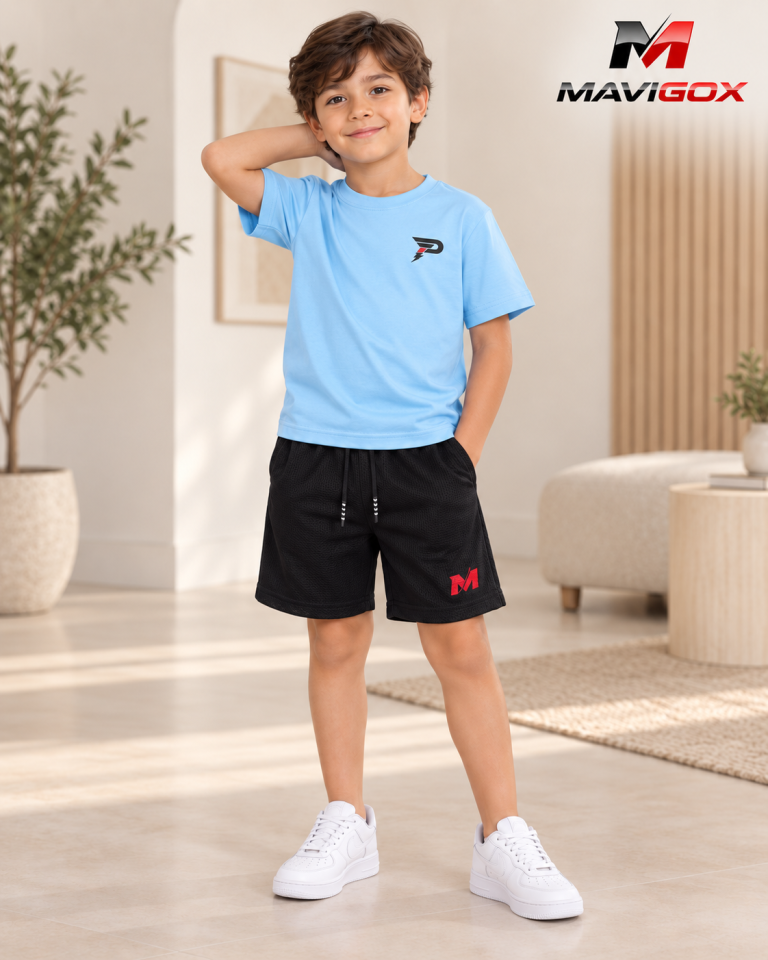 Polo Celeste + Short Negro